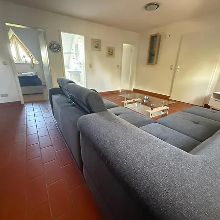 - Zwischen Den Wassern - Ostsee Und Bodden * ديارهاجين